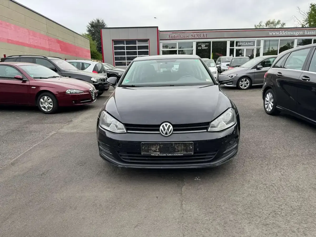 Second-hand VW Golf VII Trendline 86 CP (63 kW) 2012 Negru Hatchback