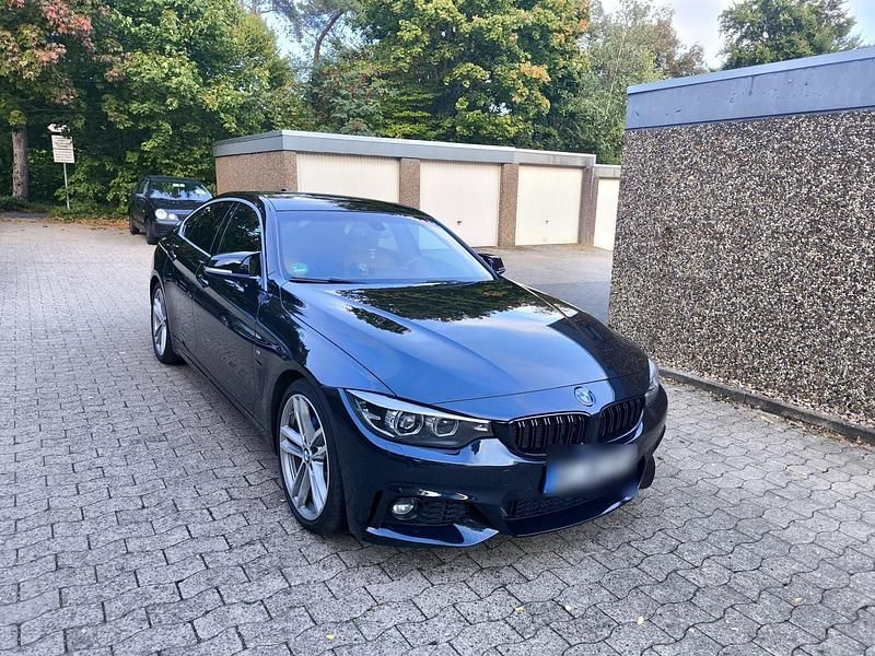 Schwarz Gebraucht 2018 BMW 430 M Sport Coupé | 27.000 € (Fairer Preis) - Bild 1/4