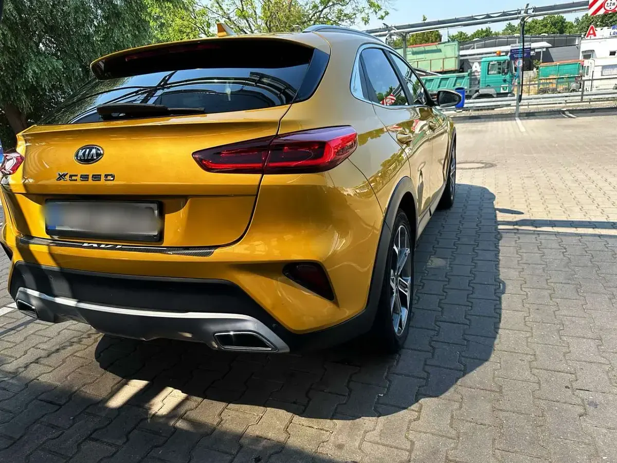 Gebraucht Kia XCeed 140 PS (102 kW) 2020 Gold SUV