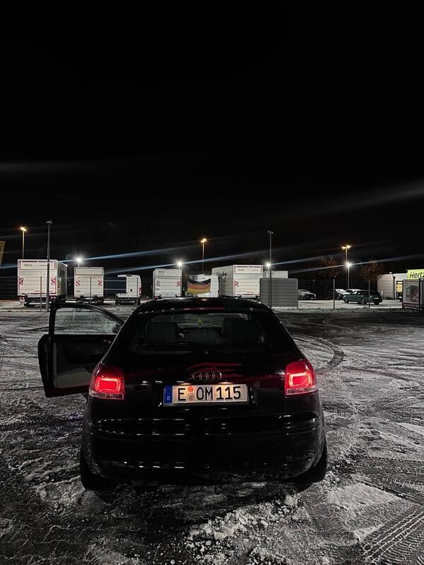 Schwarz Gebraucht 2005 Audi A3 Limousine | 2.500 € (Fairer Preis) - Bild 1/4