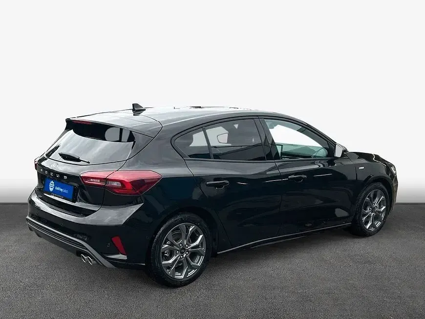 Neu Ford Focus ST-Line 125 PS (91 kW) 2025 Agate black metallic Limousine