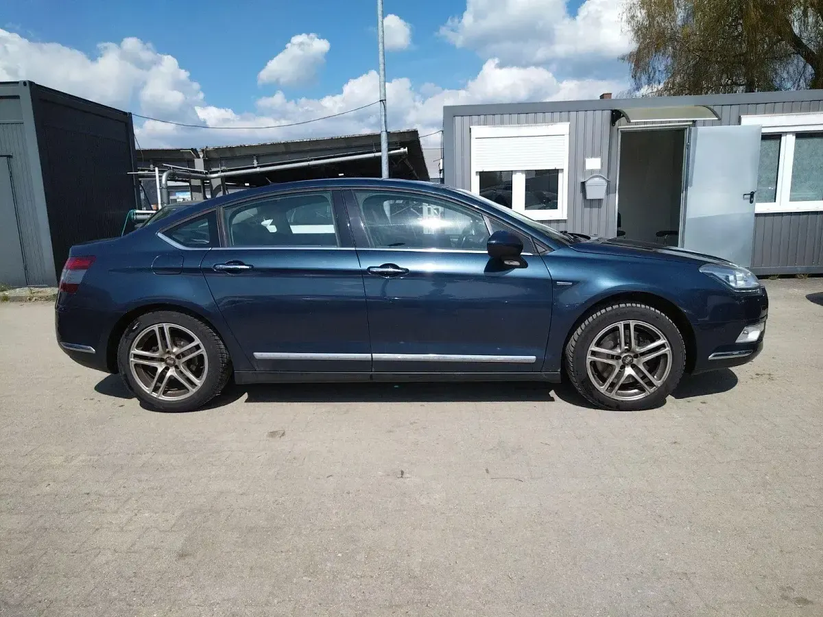 Gebraucht Citroën C5 Exclusive 204 PS (150 kW) 2014 Blau Limousine