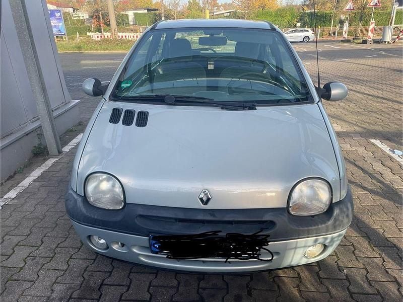 Silber Gebraucht 2007 Renault Twingo Kleinwagen | 1.280 € (Guter Preis) - Bild 1/4
