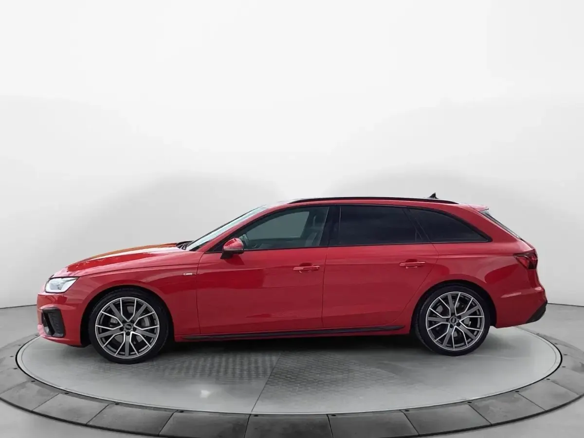 Gebraucht Audi A4 S-Line 266 PS (195 kW) 2022 Tangorot metallic Kombi