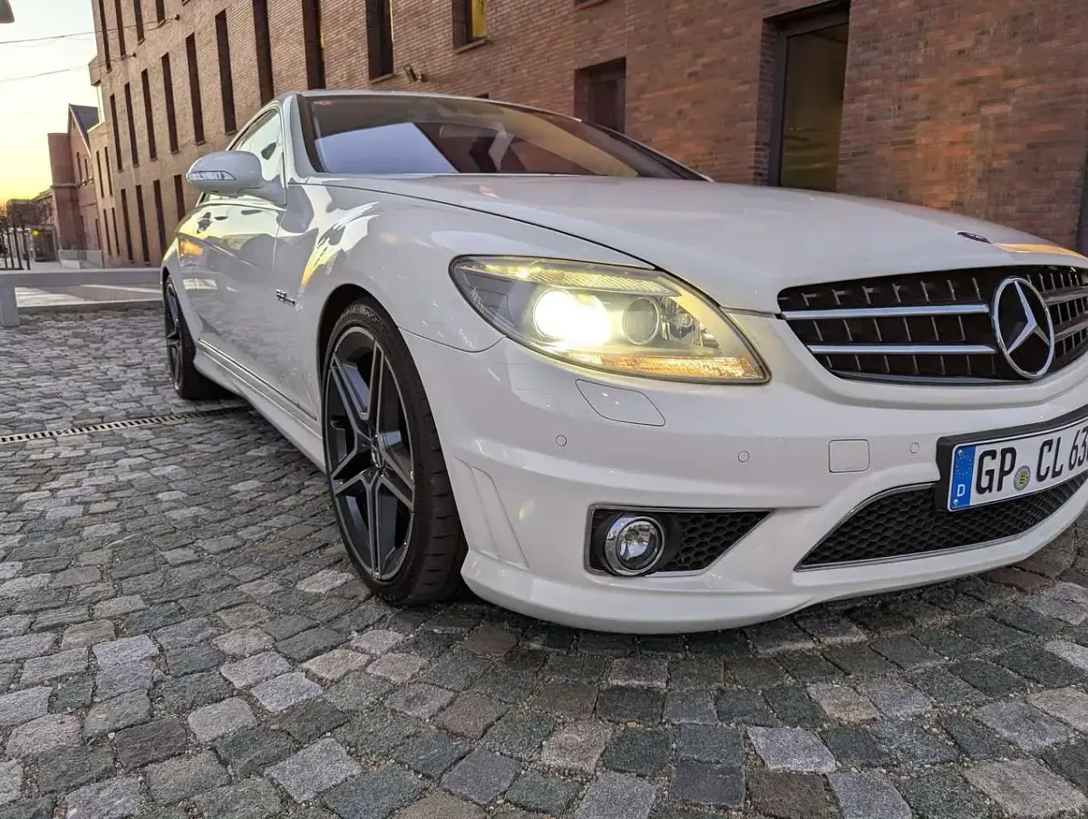 Gebraucht Mercedes CL63 AMG AMG 525 PS (386 kW) 2008 Weiß Coupé