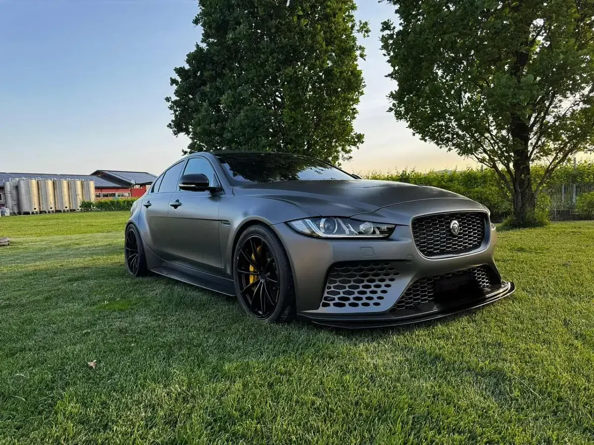 Gebraucht Jaguar XE 600 PS (441 kW) 2018 Other Limousine