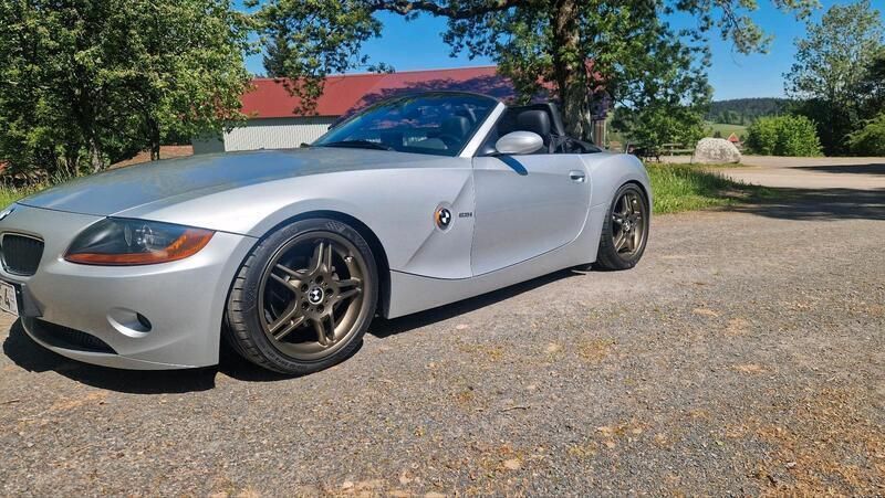 Silber Gebraucht 2003 BMW Z4 Cabrio | 9.000 € (Superpreis) - Bild 1/4