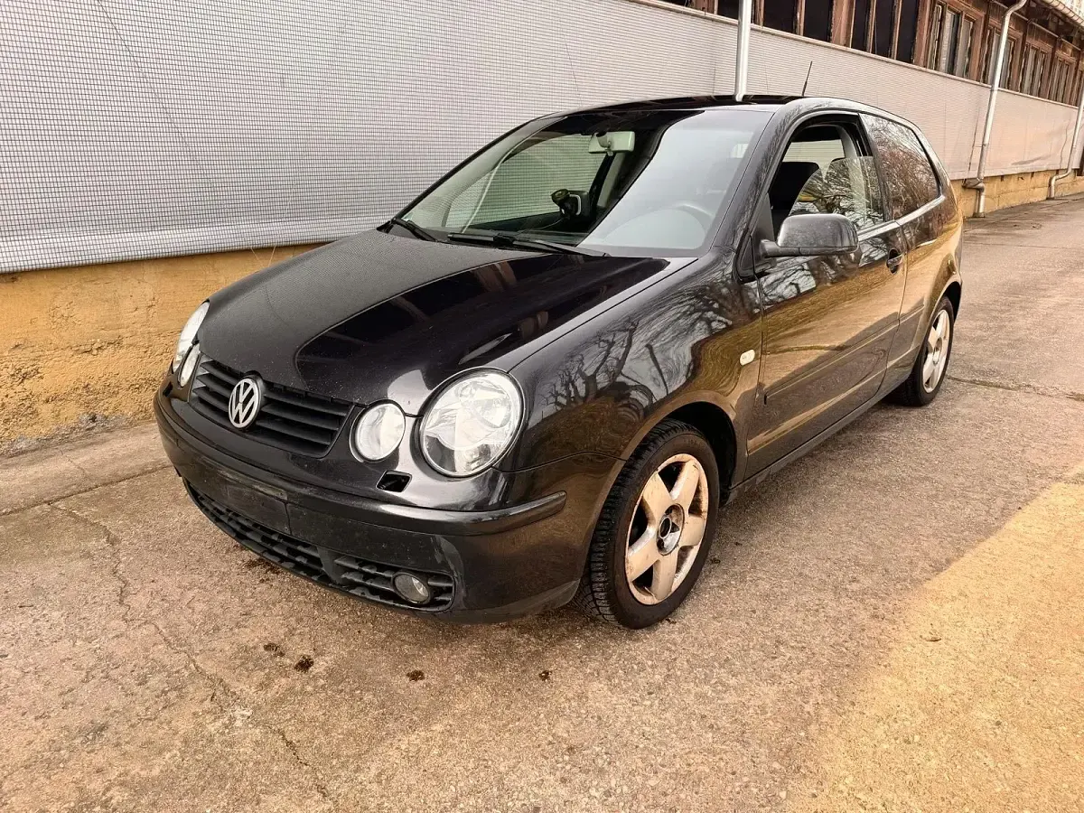 Gebraucht VW Polo 101 PS (74 kW) 2003 Schwarz Kleinwagen