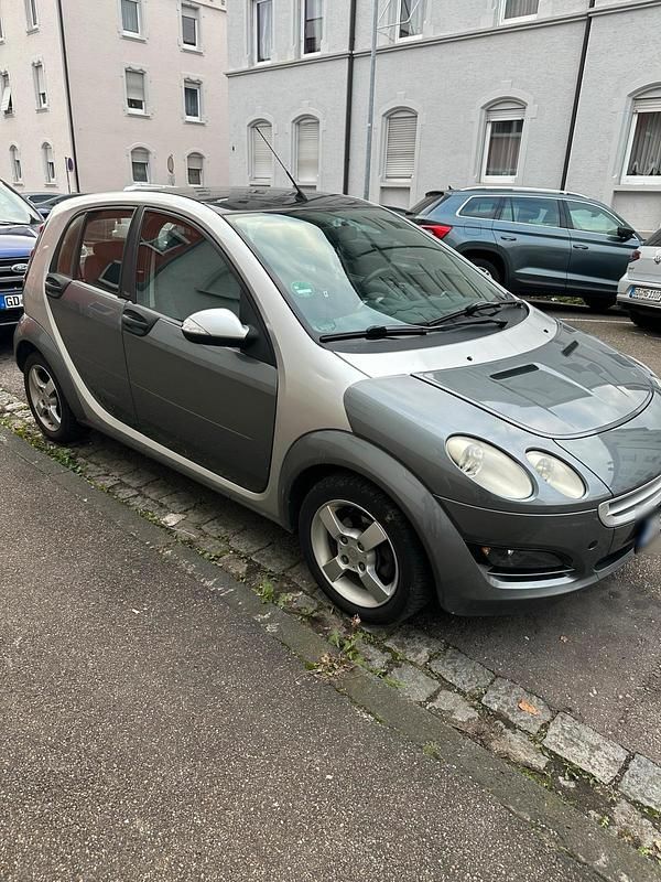 Usado Smart ForFour 75 HP (55 kW) 2004 Cinzento Citadino