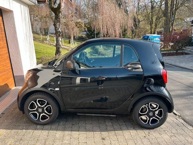 Gebraucht Smart ForTwo Electric Drive 41 kW (56 PS) 2018 Schwarz Coupé