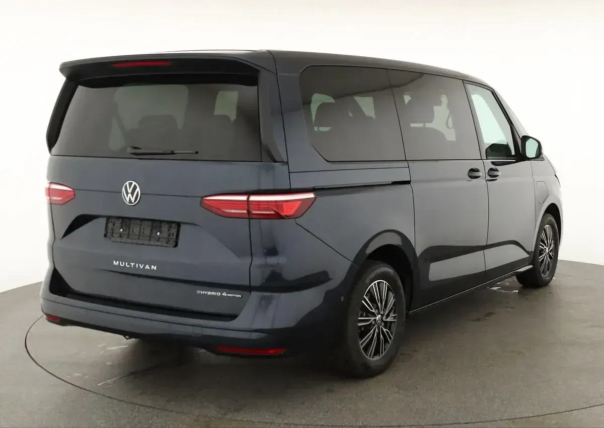 Neu VW Multivan Business 150 PS (110 kW) 2026 Starlightblue metallic Van / Kleinbus