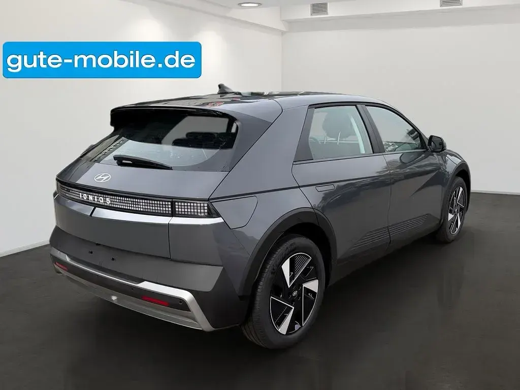 Neu Hyundai Ioniq 5 Dynamiq 125 kW (170 PS) 2026 Ecotronic grey / mic SUV