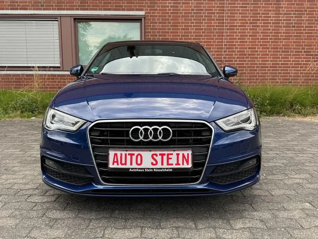 Gebraucht Audi A3 Ambition 150 PS (110 kW) 2014 Scubablau metallic Limousine