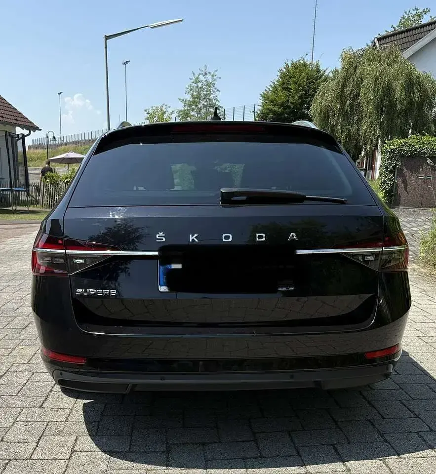 Gebraucht Skoda Superb Style 150 PS (110 kW) 2020 Schwarz Kombi