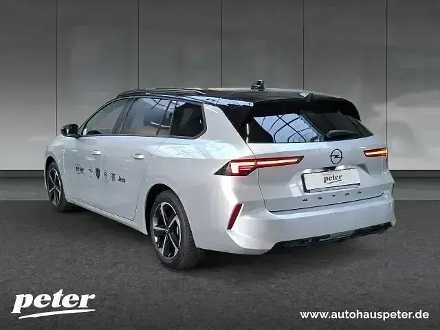 Gebraucht Opel Astra 131 PS (96 kW) 2025 Met. kristall silber Kleinwagen