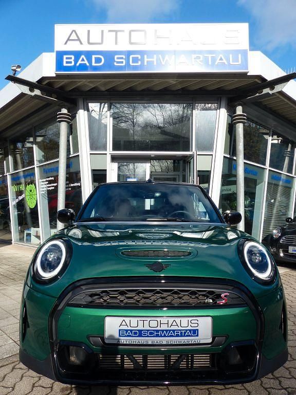 Gebraucht Mini Cooper S Cabriolet 178 PS (130 kW) 2022 Grün Cabrio