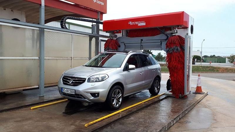 Gebraucht Renault Koleos Night&Day 150 PS (110 kW) 2012 Silber SUV