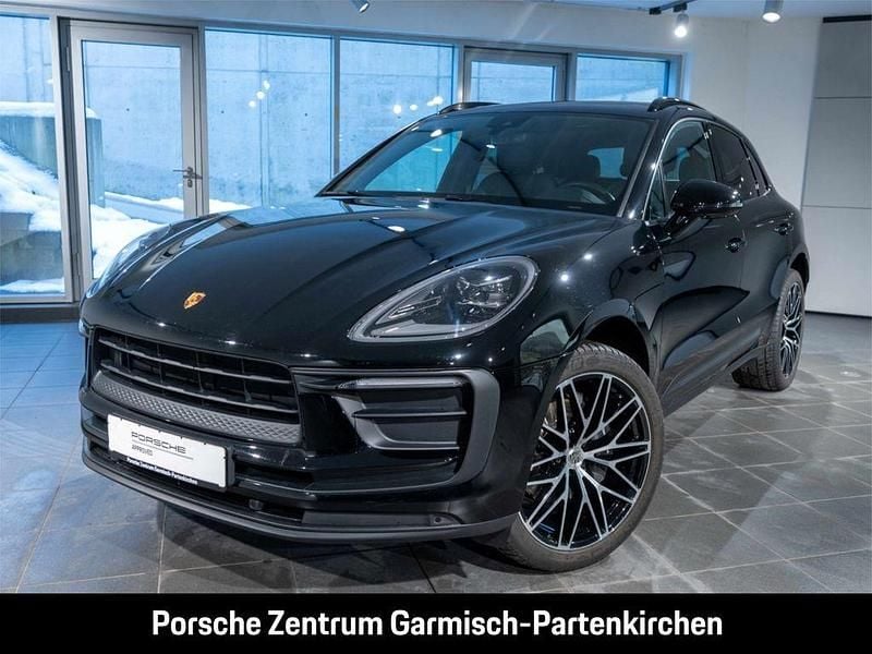 Gebraucht Porsche Macan 265 PS (194 kW) 2024 Schwarz SUV