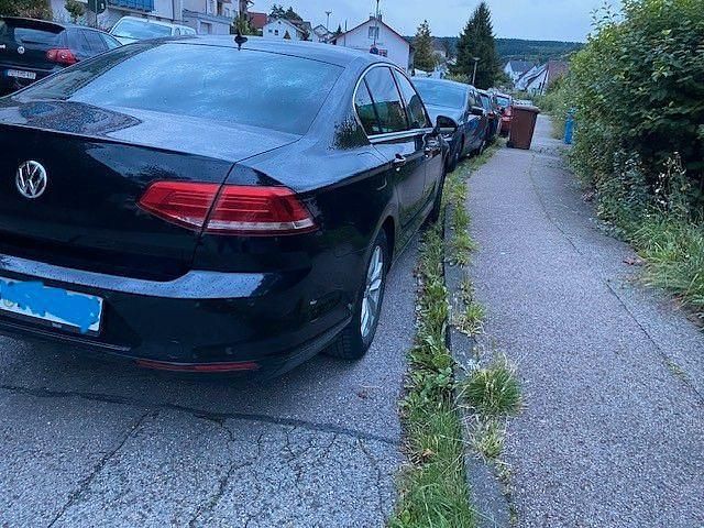 Gebraucht VW Passat Highline 150 PS (110 kW) 2017 Schwarz Limousine