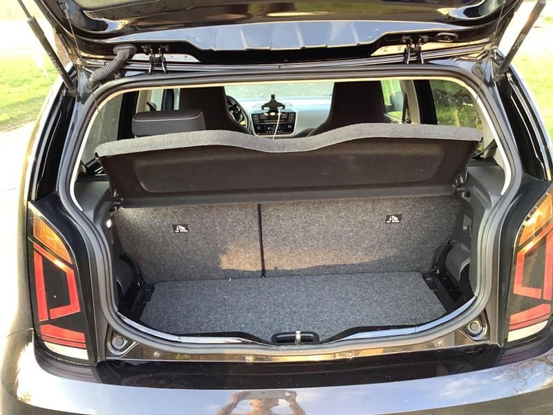 Gebraucht VW e-up! Active 61 kW (83 PS) 2021 Schwarz Kleinwagen