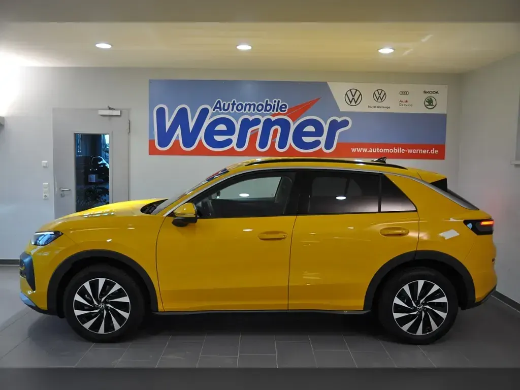 Gebraucht VW T-Roc Life 116 PS (85 kW) 2026 Gelb SUV