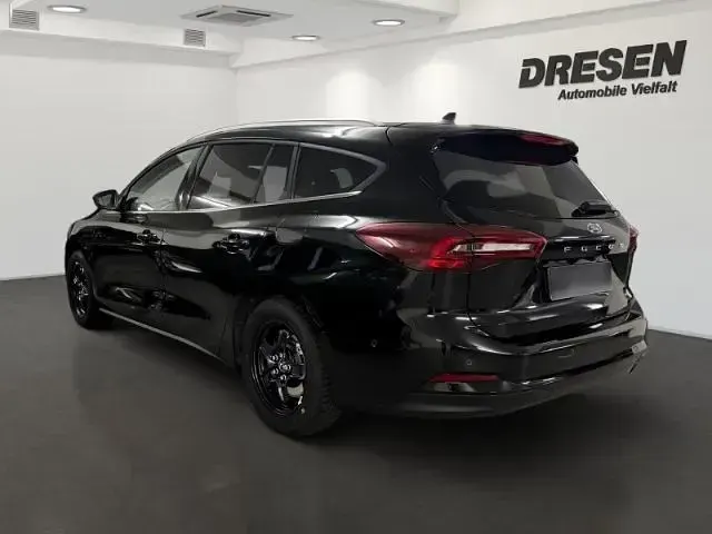 Neu Ford Focus Titanium X 155 PS (114 kW) 2026 Schwarz Limousine