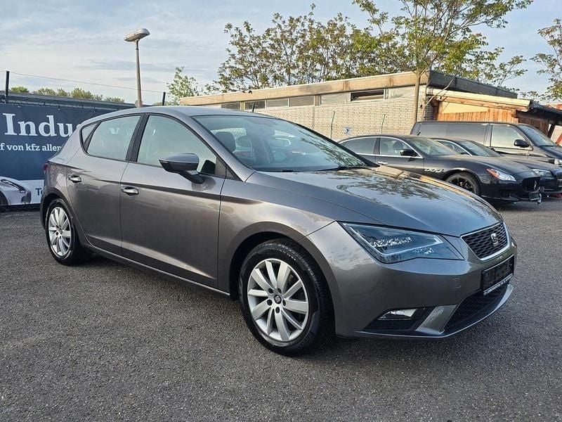Usata Seat Leon Style 105 CV (77 kW) 2014 Grigio Berlina