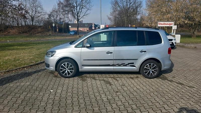 Gebraucht VW Touran 140 PS (102 kW) 2012 Grau Van / Kleinbus