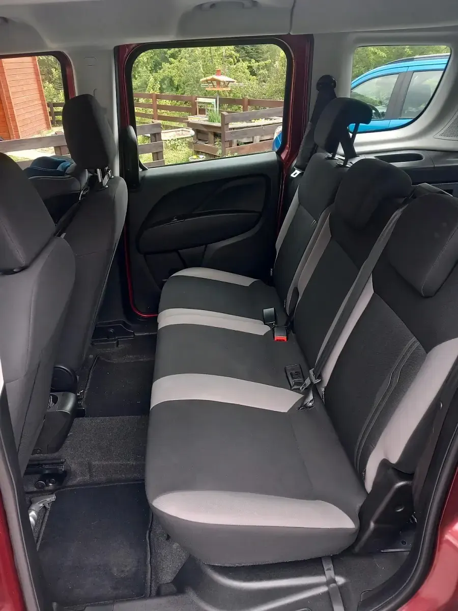 Usata Fiat Doblò 120 CV (88 kW) 2019 Rosso Monovolume
