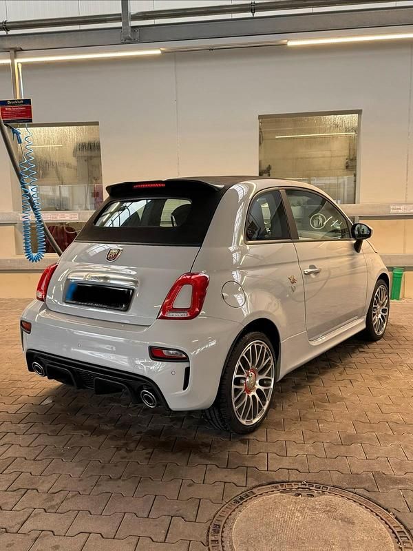 Gebraucht Abarth 595C 145 PS (106 kW) 2018 Grau Cabrio