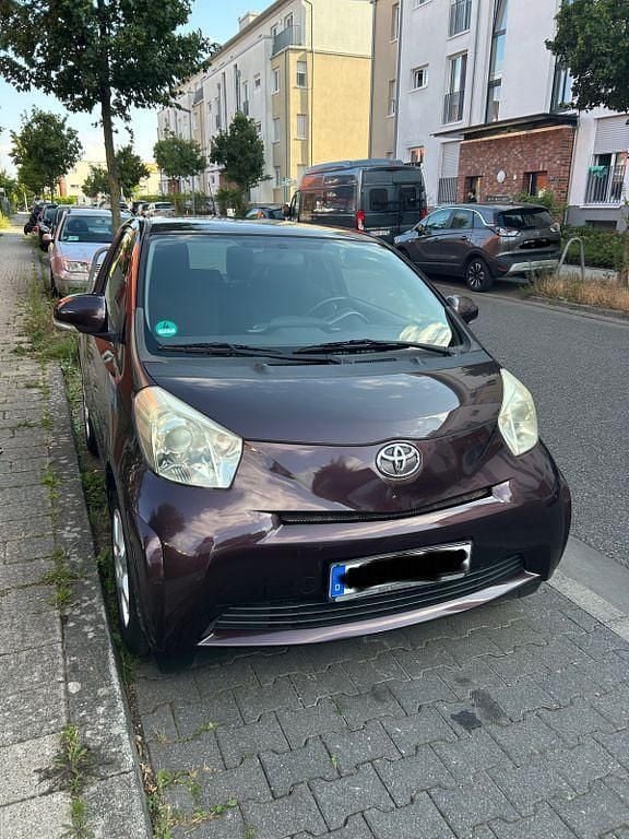 Violet Gebraucht 2010 Toyota iQ Kleinwagen | 3.600 € (Superpreis) - Bild 1/4