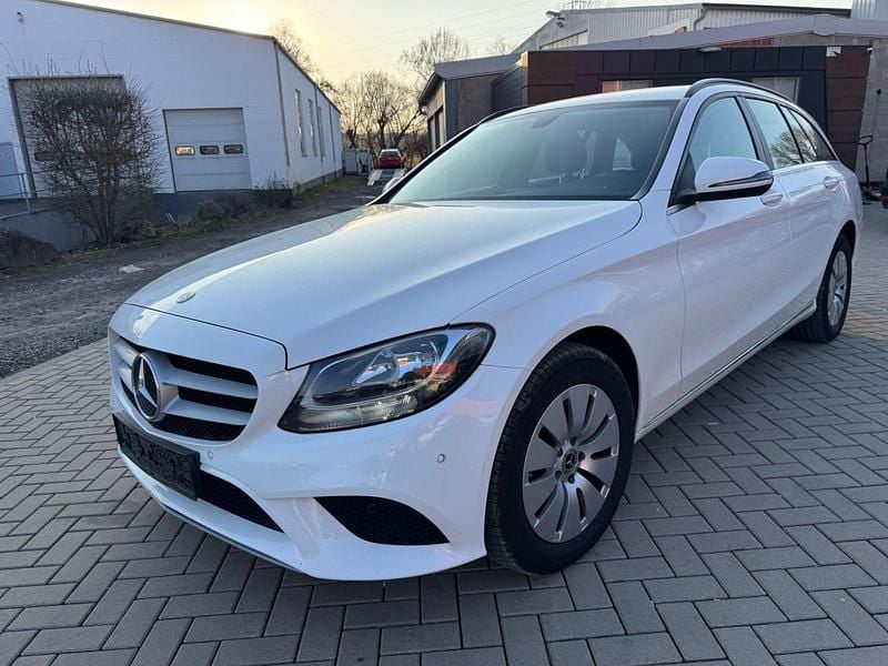 Gebraucht Mercedes C200 160 PS (117 kW) 2019 Weiß Kombi