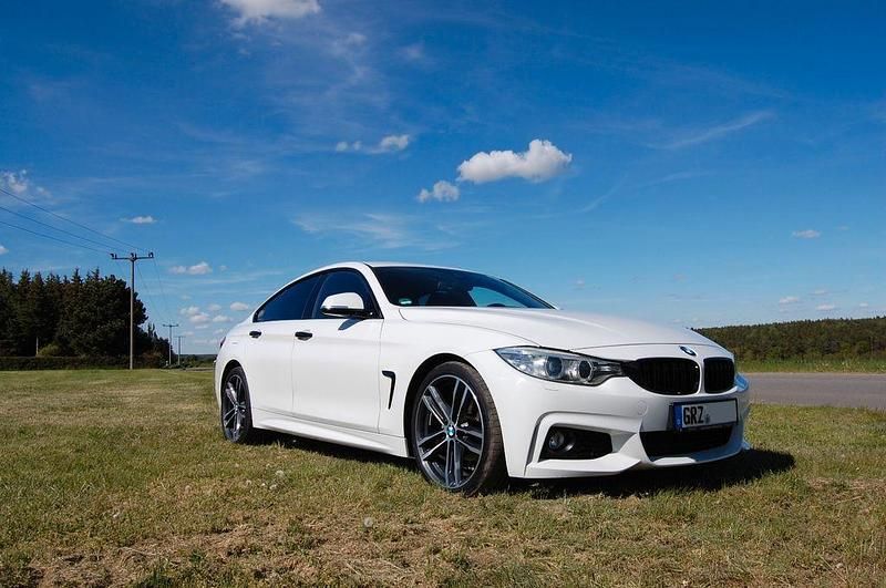 Weiß Gebraucht 2014 BMW 420 M Sport Coupé | 12.999 € (Etwas zu teuer) - Bild 1/4