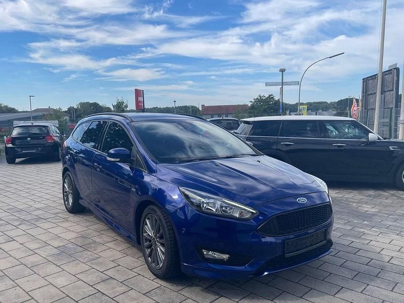 Gebraucht Ford Focus ST-Line 150 PS (110 kW) 2018 Blau Kombi