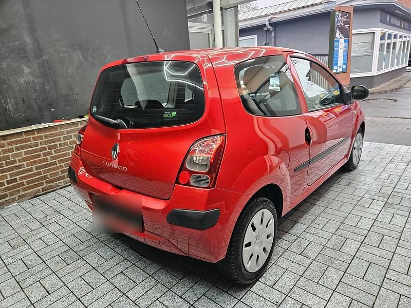 Gebraucht Renault Twingo 60 PS (44 kW) 2009 Rot Kleinwagen