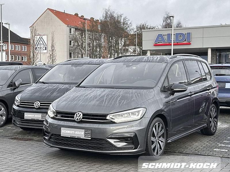 Gebraucht VW Touran Highline 150 PS (110 kW) 2019 Grau Van / Kleinbus