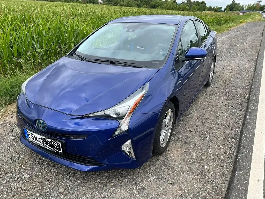 Gebraucht Toyota Prius 122 PS (89 kW) 2018 Blau Kleinwagen