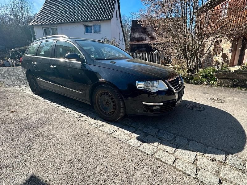 Gebraucht VW Passat 140 PS (102 kW) 2010 Schwarz Kombi