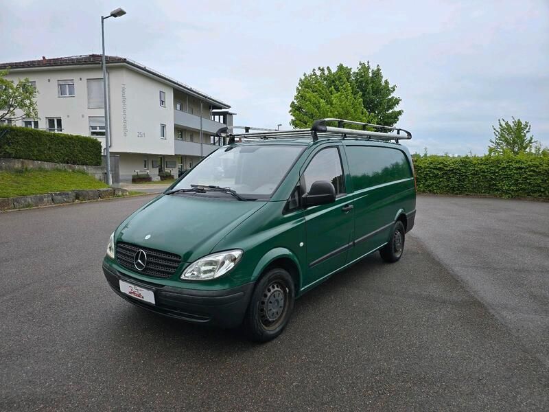 Grün Gebraucht 2008 Mercedes Vito Van / Kleinbus | 4.050 € - Bild 1/4