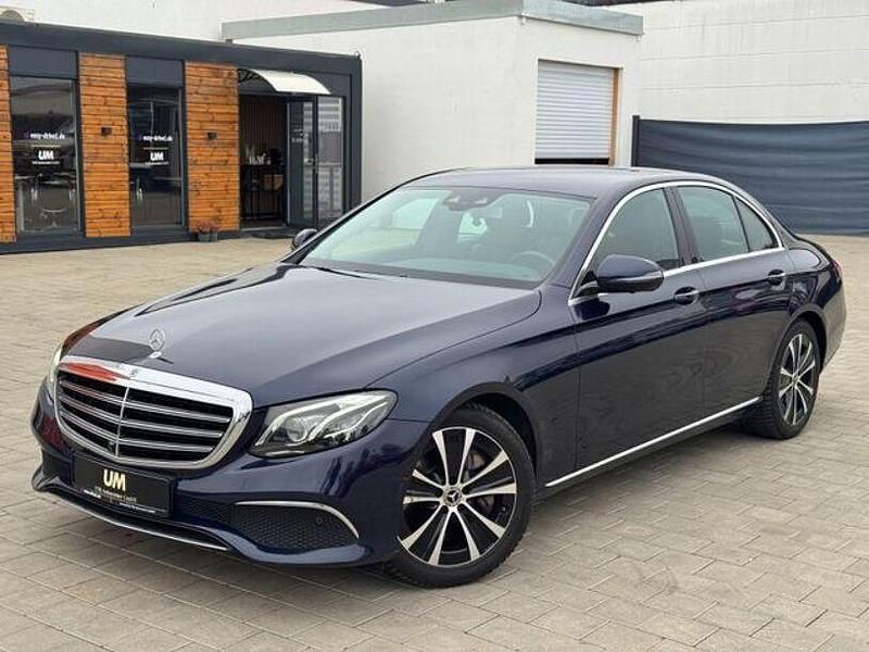 Gebraucht Mercedes E350 286 PS (210 kW) 2019 Blau Limousine