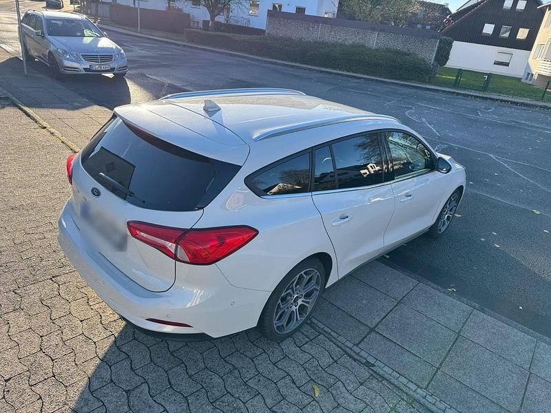 Gebraucht Ford Focus Titanium 150 PS (110 kW) 2020 Weiß Kombi