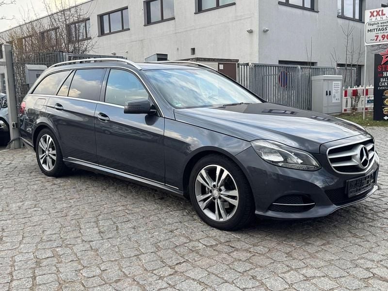 Gebraucht Mercedes E200 136 PS (100 kW) 2013 Grau Kombi