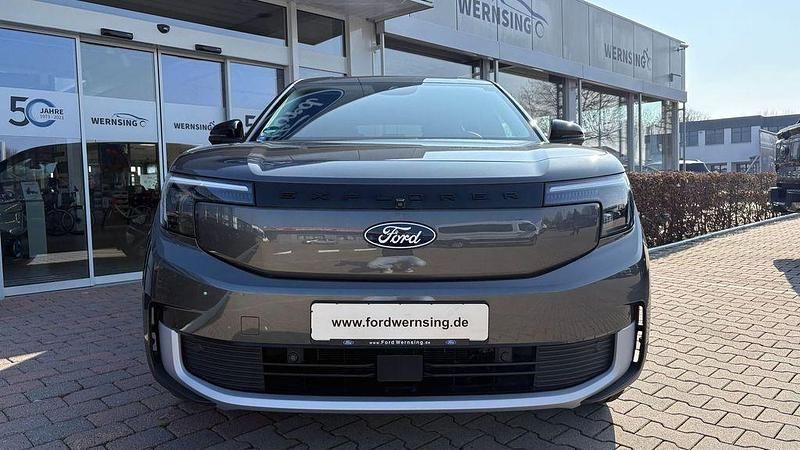 Gebraucht Ford Explorer 210 kW (286 PS) 2024 Grau SUV