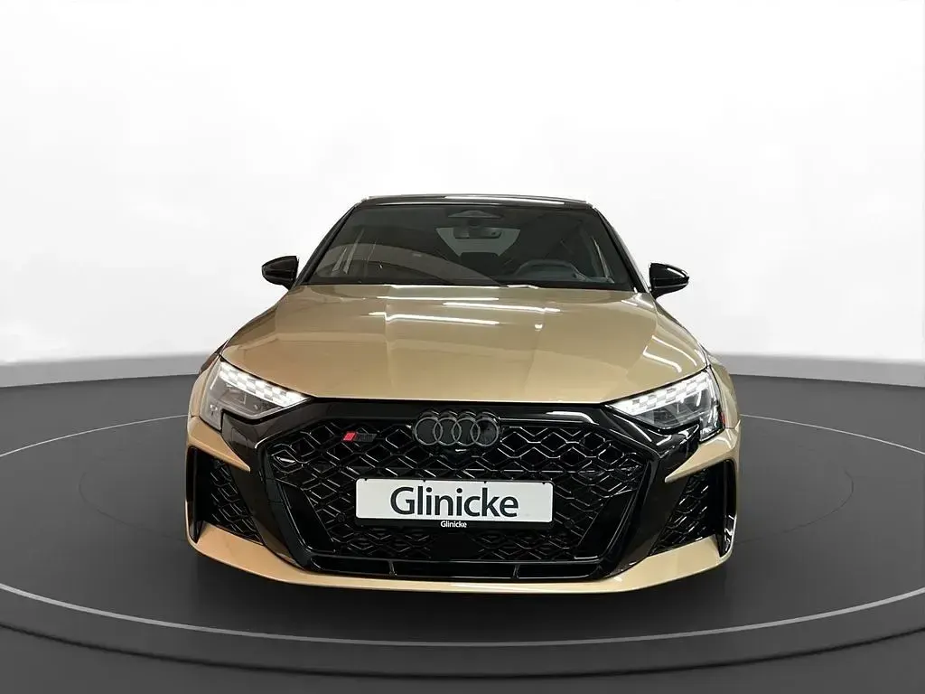 Gebraucht Audi RS3 Exclusive 400 PS (294 kW) 2026 Beige Limousine
