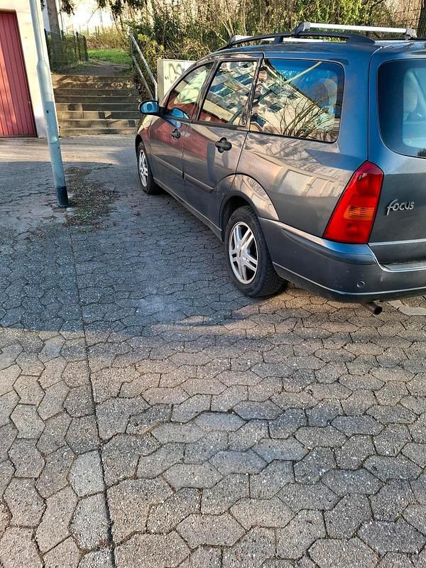 Gebraucht Ford Focus 101 PS (74 kW) 2003 Kombi