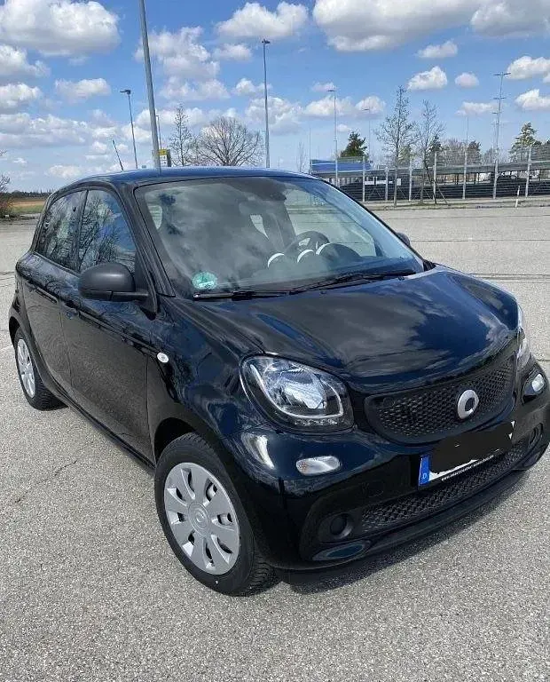 Occasion Smart ForFour 71 PK (52 kW) 2019 Zwart Hatchback
