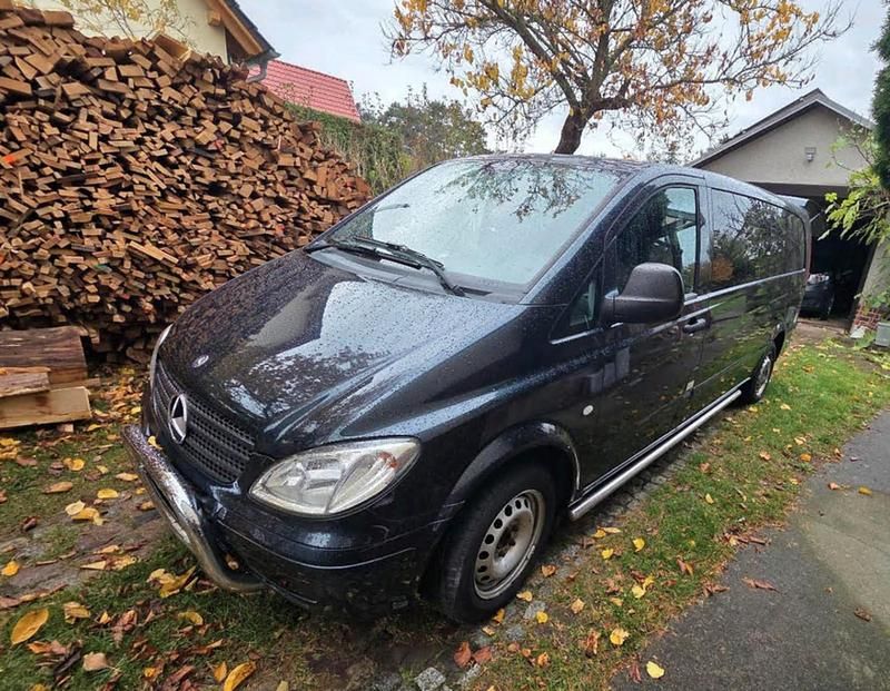 Gebraucht Mercedes Vito 149 PS (109 kW) 2005 Schwarz Van