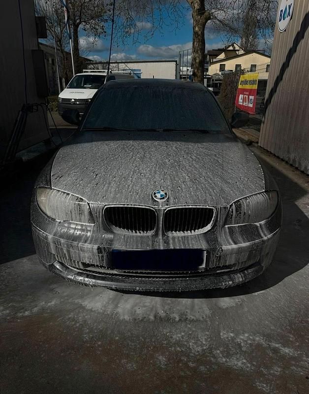 Gebraucht BMW 116 116 PS (85 kW) 2011 Grau Kleinwagen