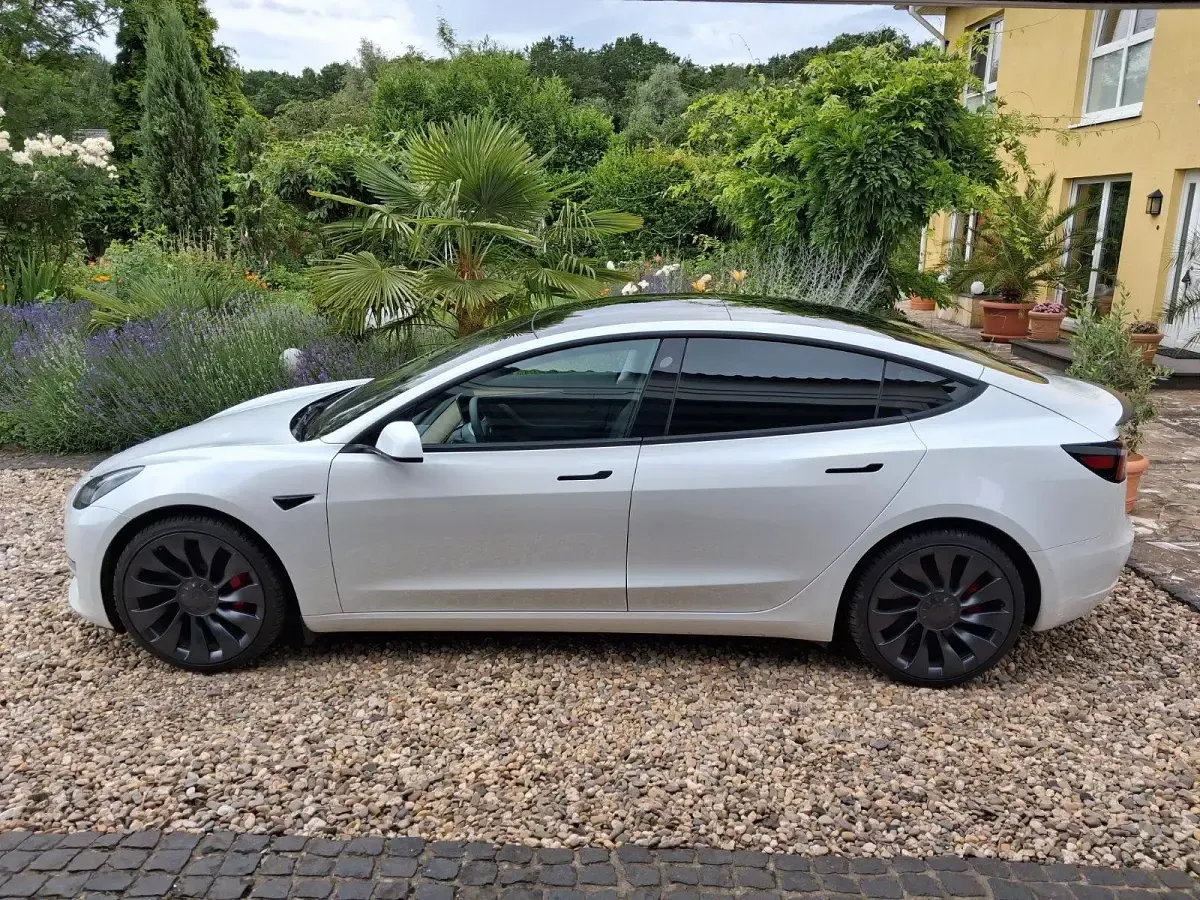 Gebraucht Tesla Model 3 Performance 377 kW (513 PS) 2022 Weiß Limousine