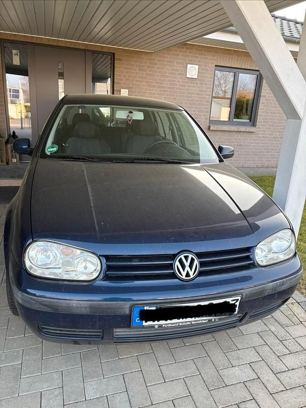 Gebraucht VW Golf IV 75 PS (55 kW) 2001 Blau Limousine
